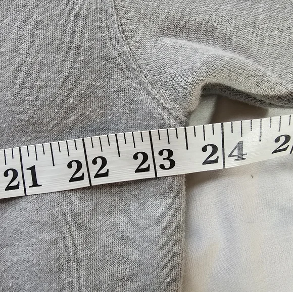 Wild Fable Gray Oversized Cropped Sweatshirt Women's Size XL - Picture 5 of 6